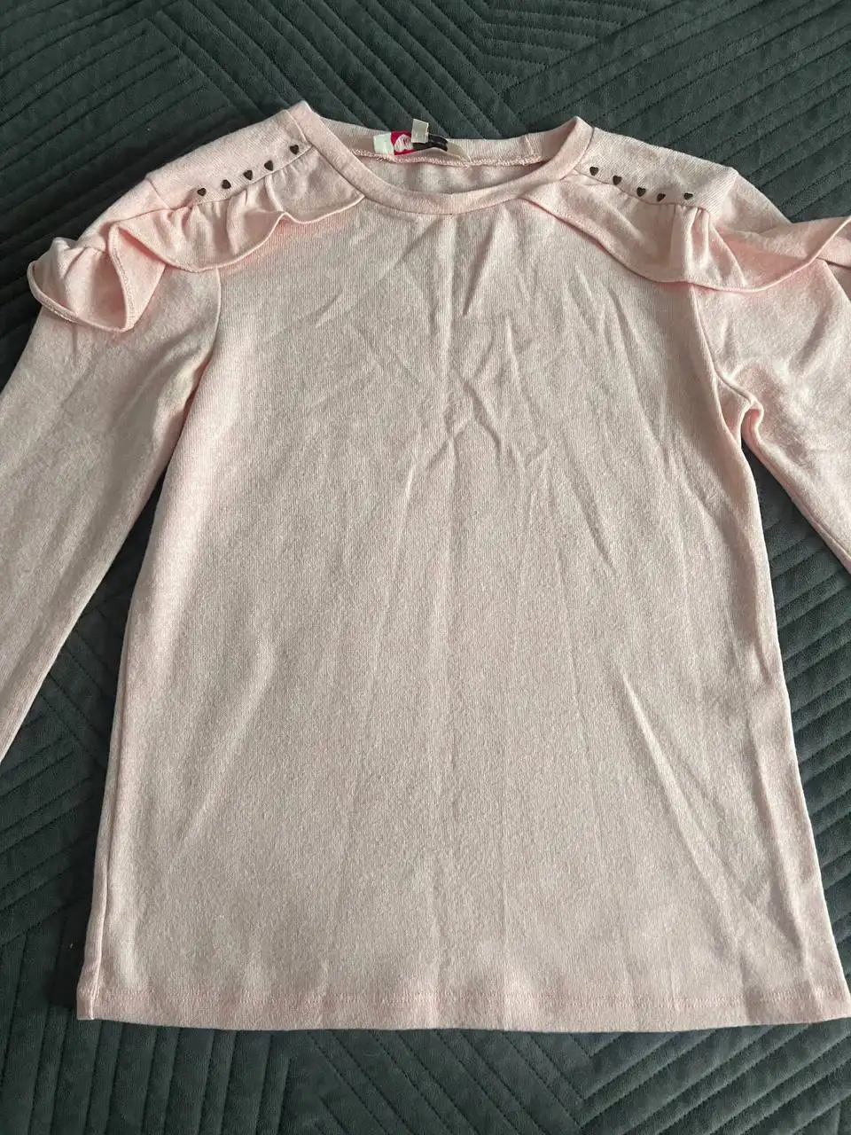 Две кофточки-блузки размер М - Женская одежда (Одежда) в Москва