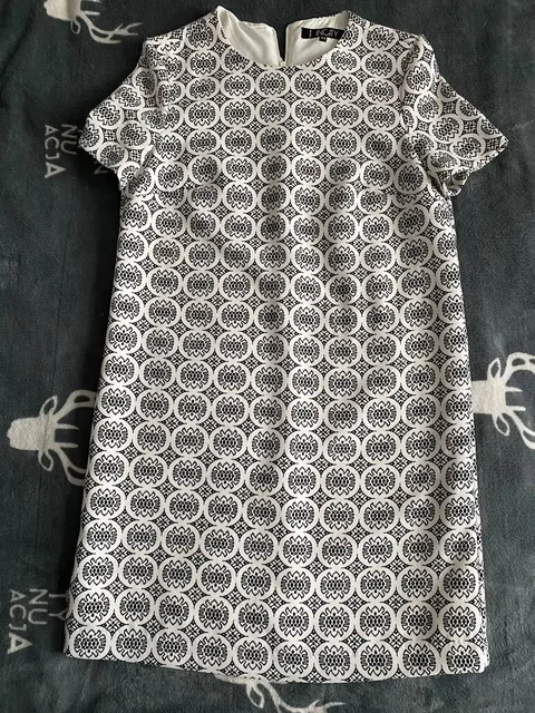 Платье размер М (42-44) отличное состояние - Женская в Москва