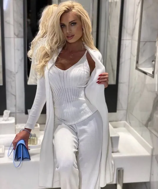 Белый костюм тройка Malina - Женская в Москва