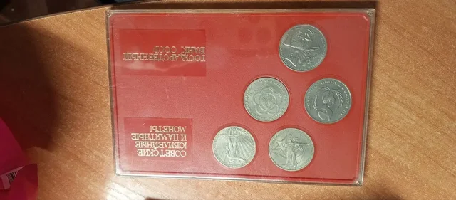 Продам писать в лс - Мех, шкуры в Москва