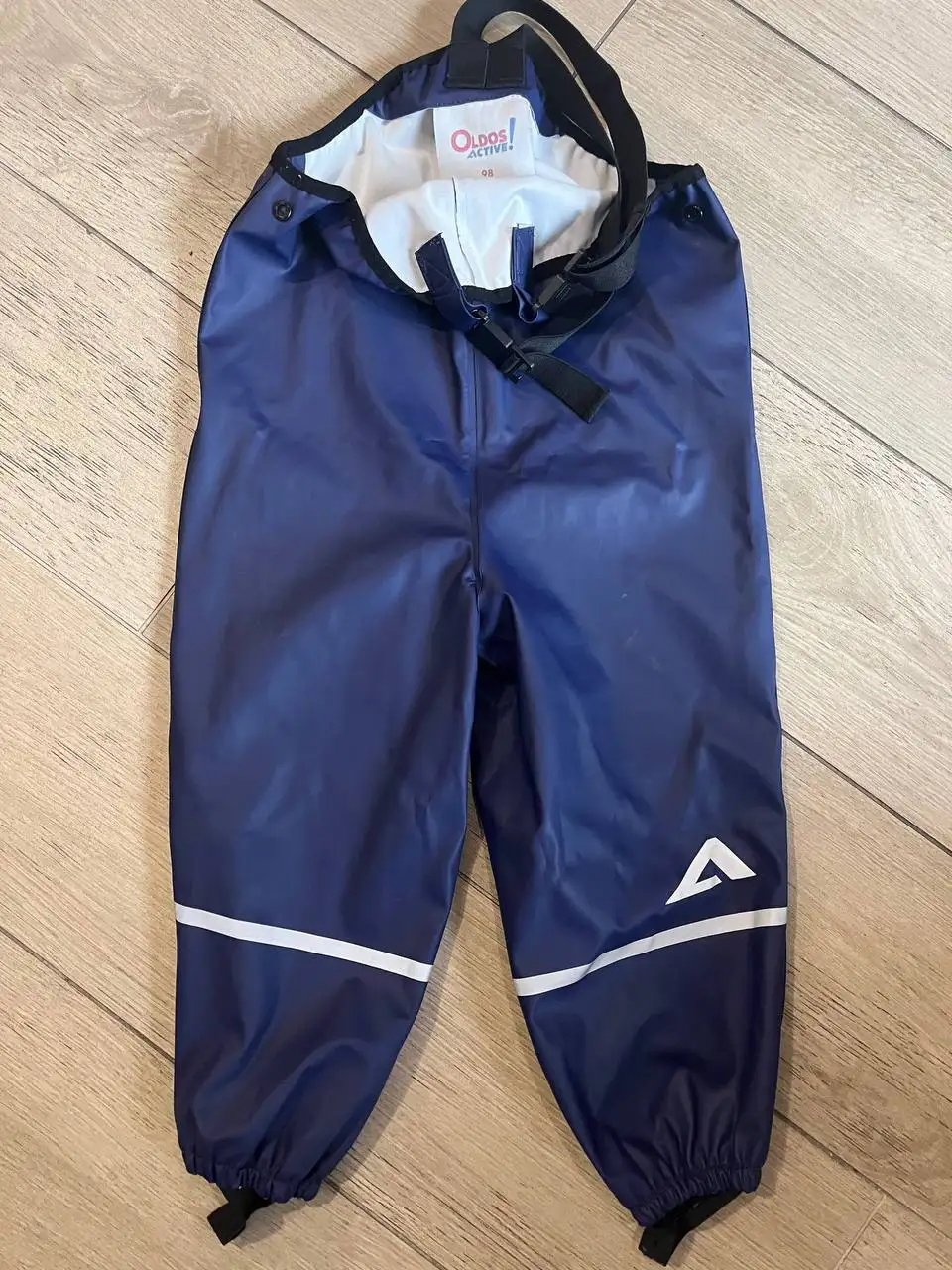 Непромокаемые Oldos в отличном состоянии - Барахолка в Москва