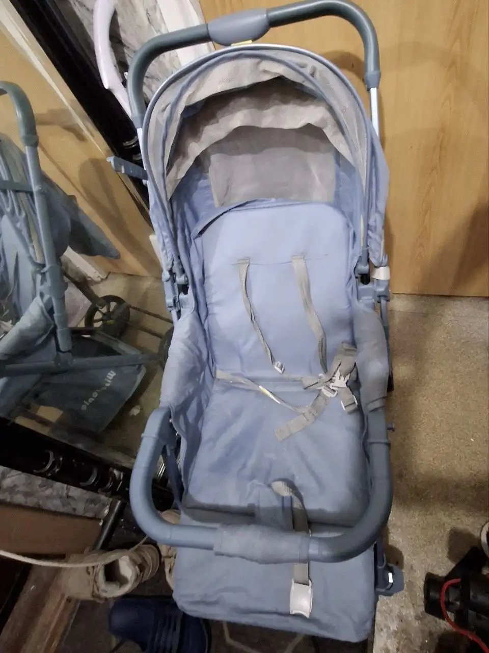 Продажа прогулочной коляски с подарком - Коляски (Товары для детей) в Москва