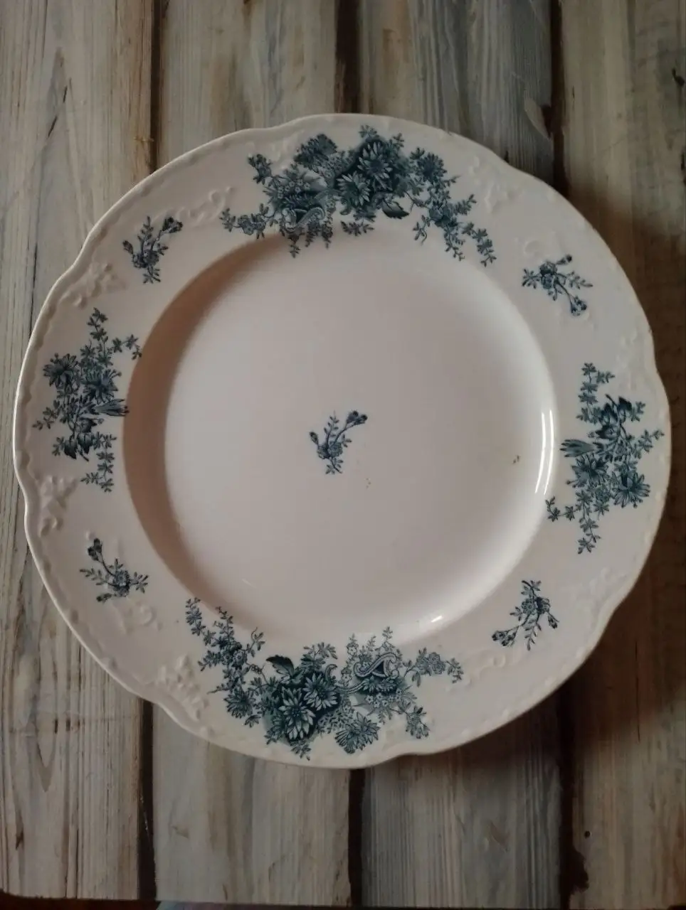 Продам тарелку автор Кузнецова - Посуда (Барахолка) в Москва