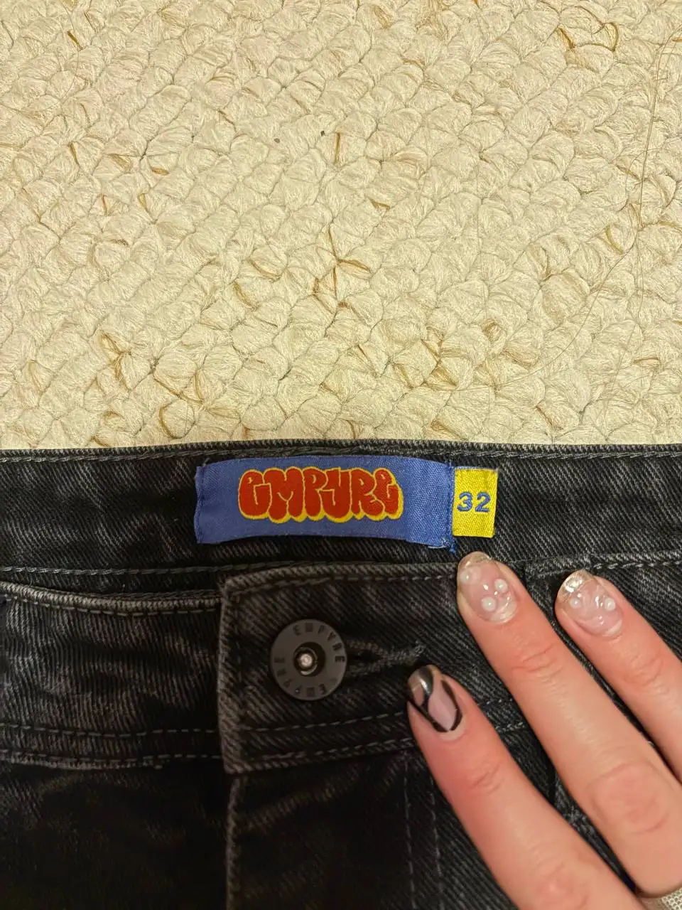 Джинсы америка р.32 и футболка levis оригинал - Джинсы и футболки (Одежда) в Москва