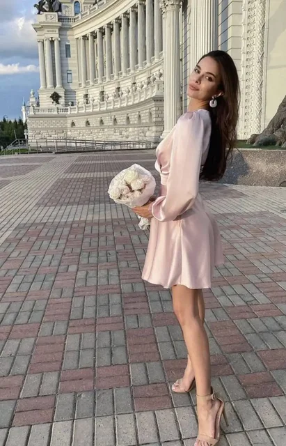 Шёлковое платье 42 размера - Женская в Москва