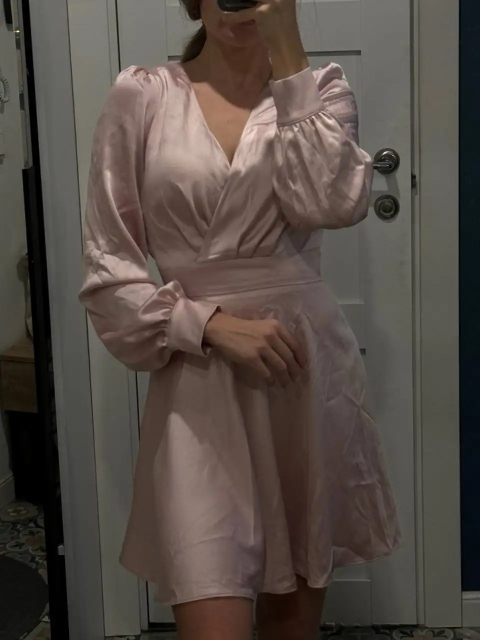 Шёлковое платье 42 размера - Платья (Одежда) в Москва