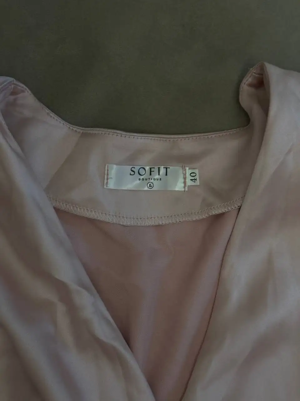 Шёлковое платье 42 размера - Платья (Одежда) в Москва