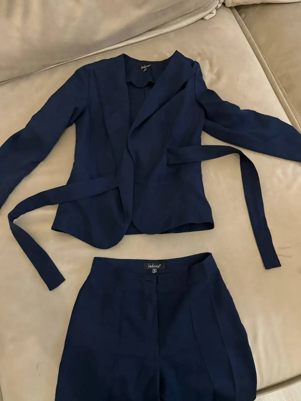 Брючный костюм Xs-S - Костюмы (Одежда) в Москва