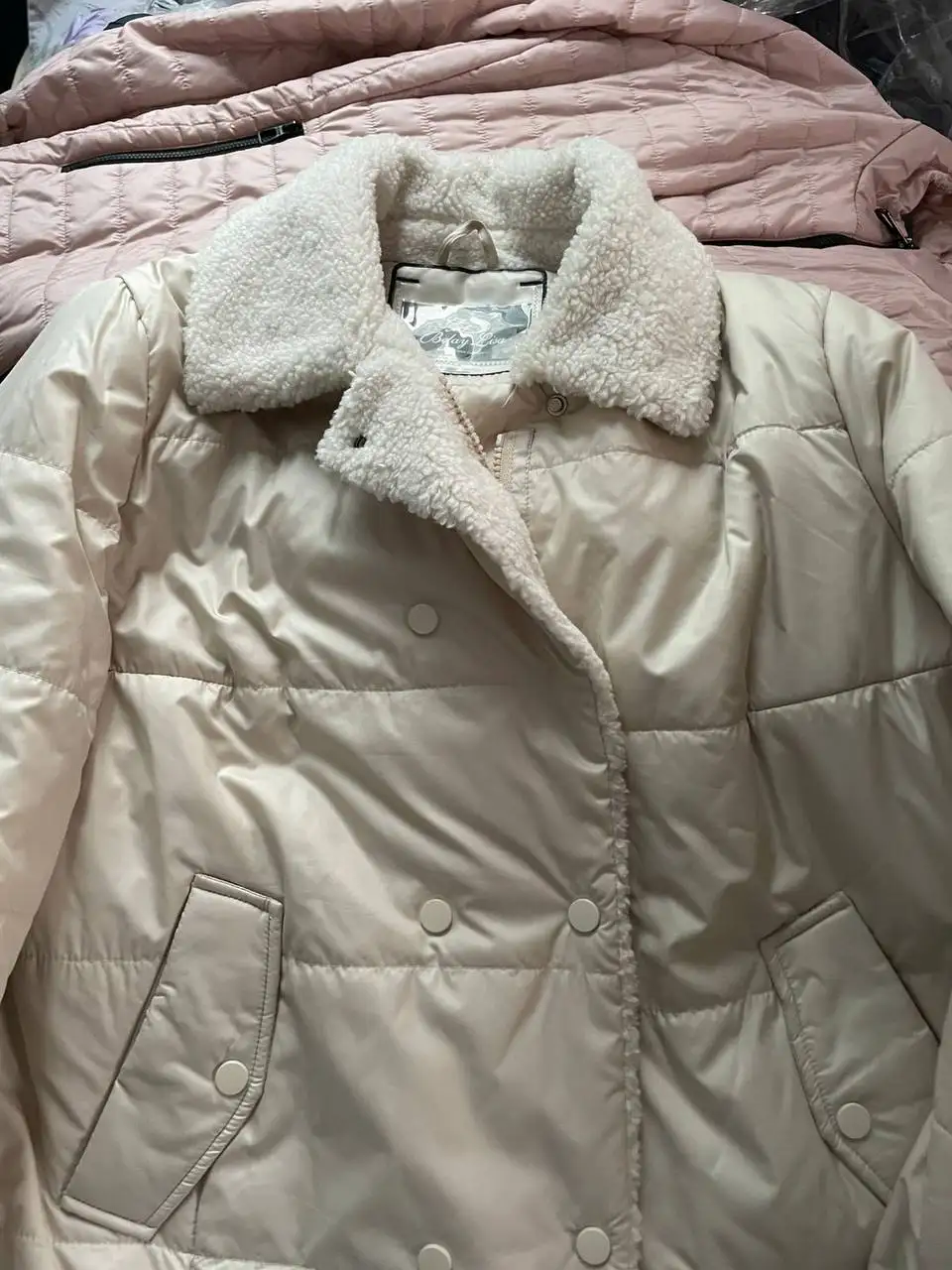 Куртка 50 размера, новая, была один раз - Куртки (Одежда) в Москва