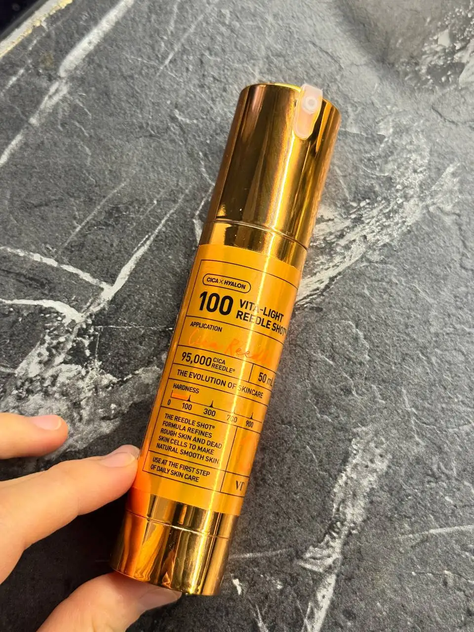 Продажа сыворотки витамина С с микроиглами - Косметика (Барахолка) в Москва