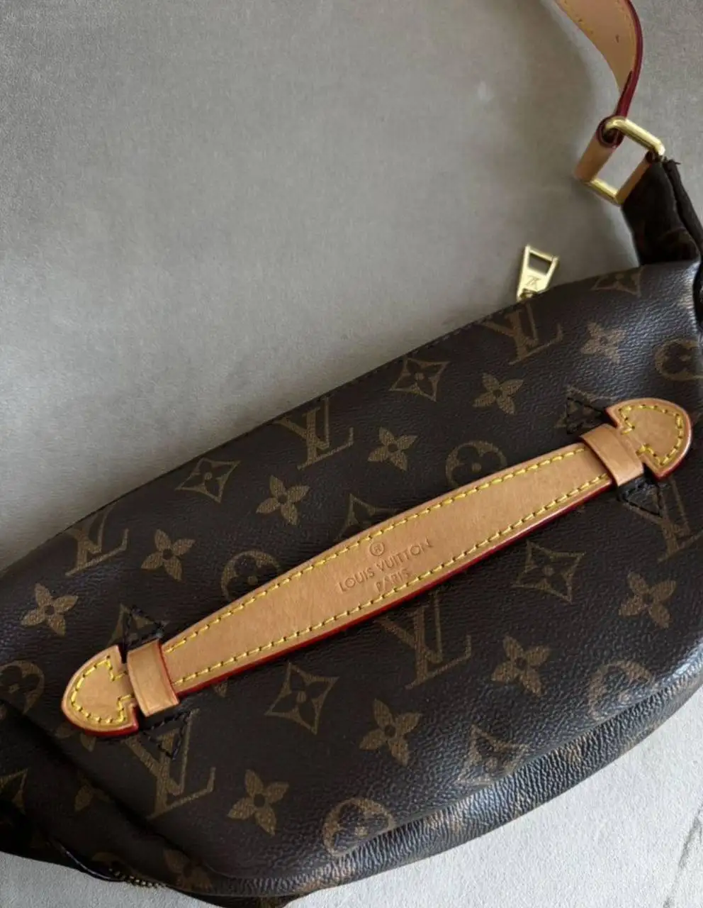 Кожаная поясная сумка Louis Vuitton Bumbag Monogram Premium - Сумки (Барахолка) в Москва