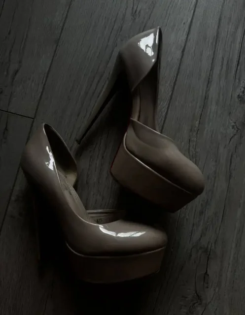 Туфли размер 37 хорошего качества - Джинсы и футболки в Москва