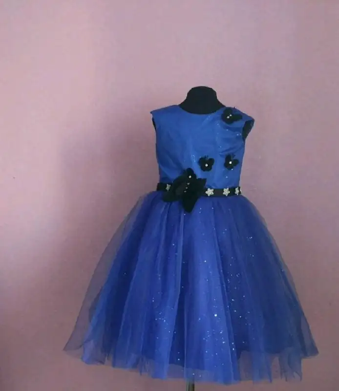 Платье нарядное пышное на выпускной - Детская одежда (Одежда) в Москва