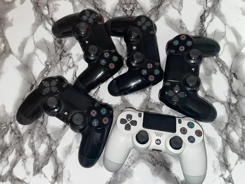 Геймпад DualShock v2 б/у оригинал - Связь в Москва