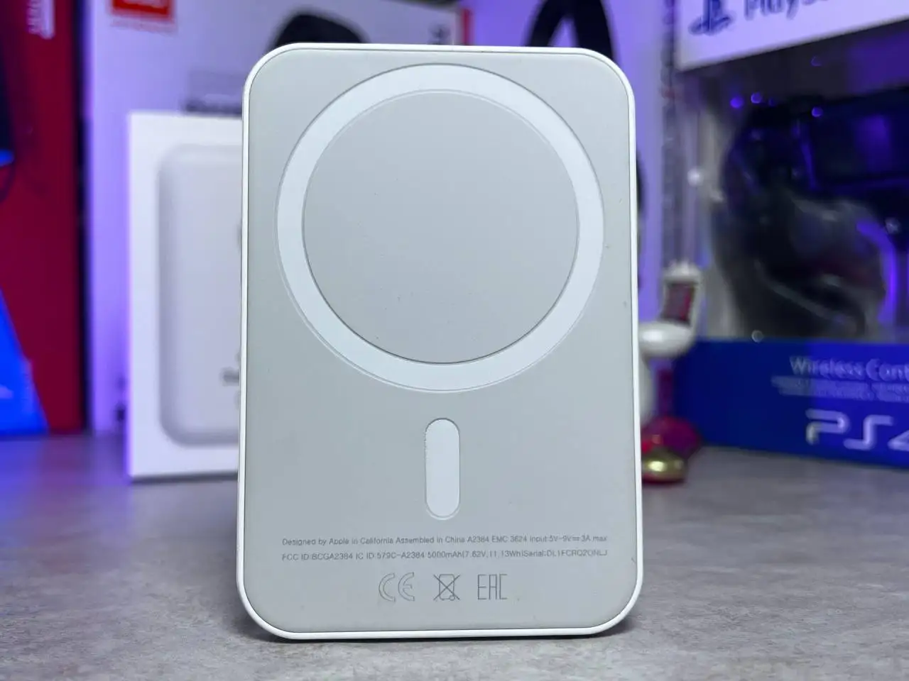 Battery pack 5000mAh винтажный образец в полном комплекте - Аккумуляторы и зарядные устройства (Электроника) в Москва