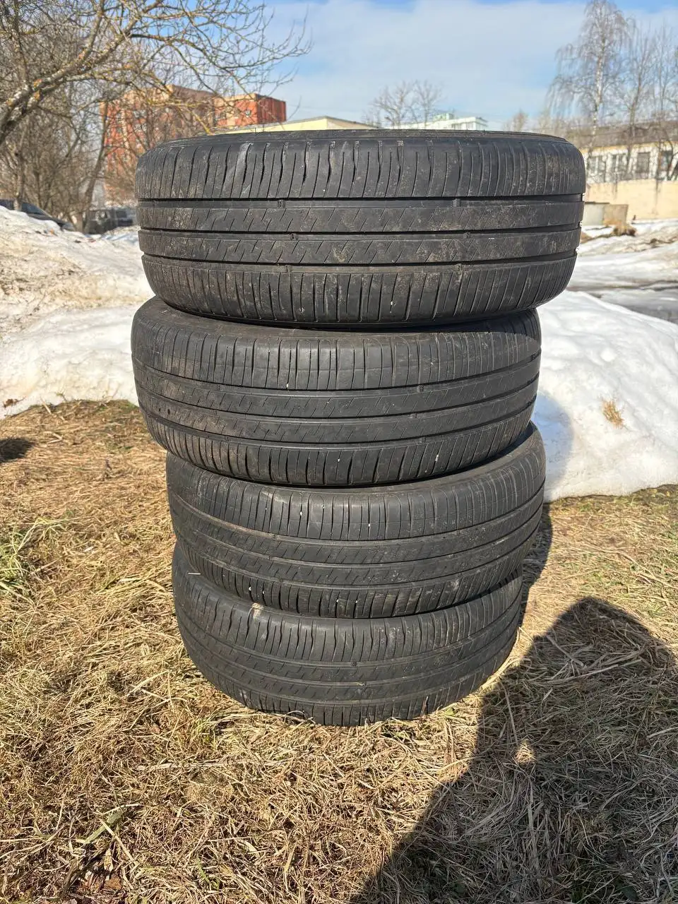 Продаю комплект 4 шт. - Барахолка в Москва