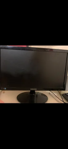 Монитор в хорошем состоянии - Телевизоры в Москва