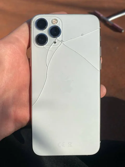 Продается iPhone 11 Pro, 256 ГБ - частное объявление в Москва