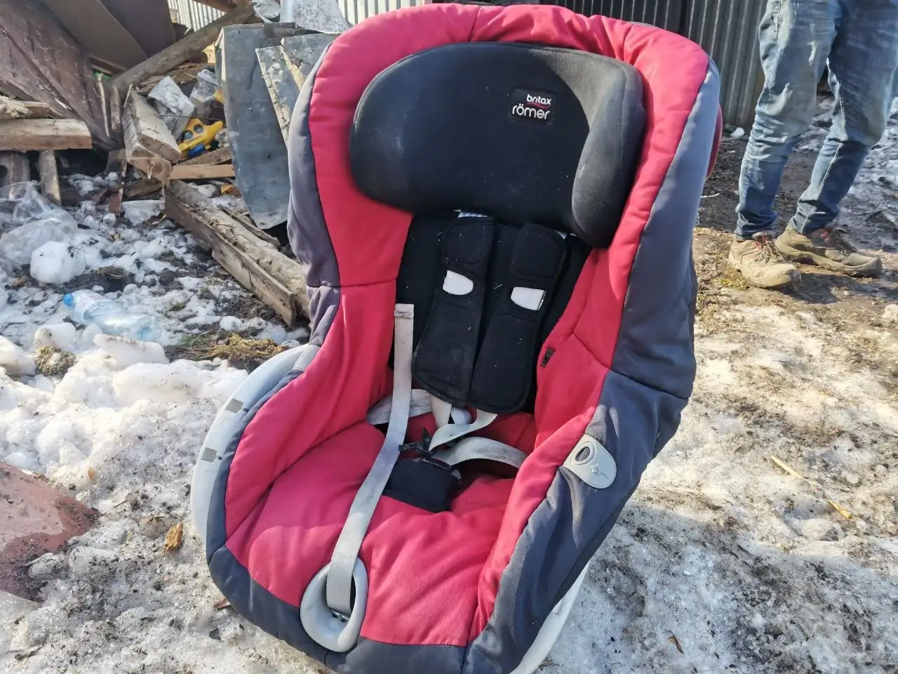 Автокресло детское в отличном состоянии - Автокресла (Товары для детей) в Москва