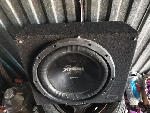 Сабвуфер в отличном состоянии - Игровые аккаунты в Москва