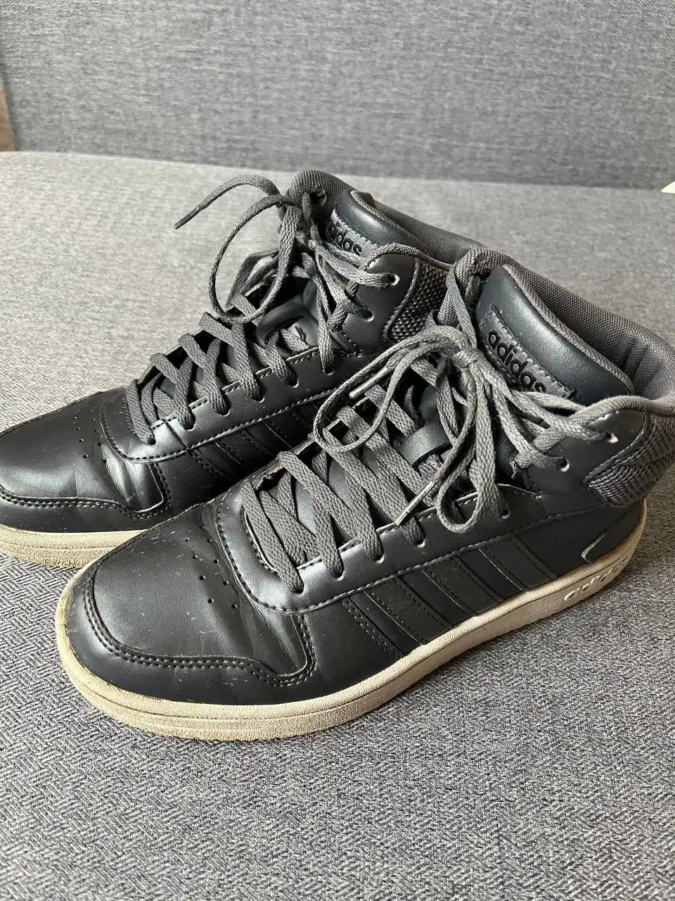 Adidas 38 женские на весну/осень - Одежда в Москва