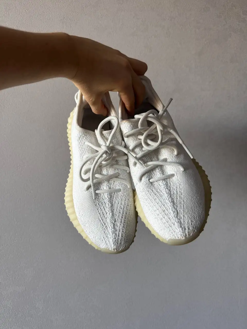 Кроссовки Adidas Yeezy 350 - Обувь (Одежда) в Москва