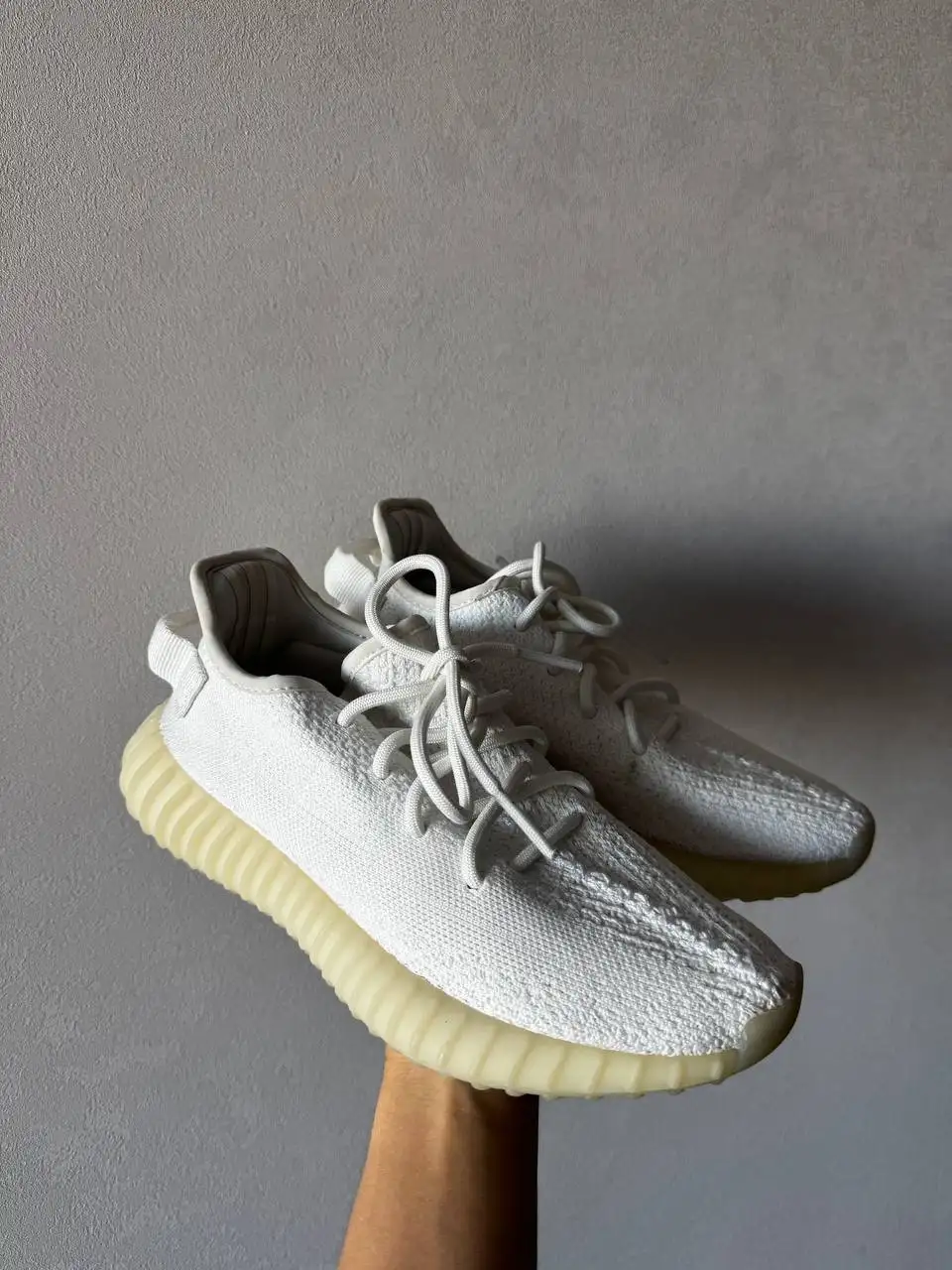 Кроссовки Adidas Yeezy 350 - Обувь (Одежда) в Москва