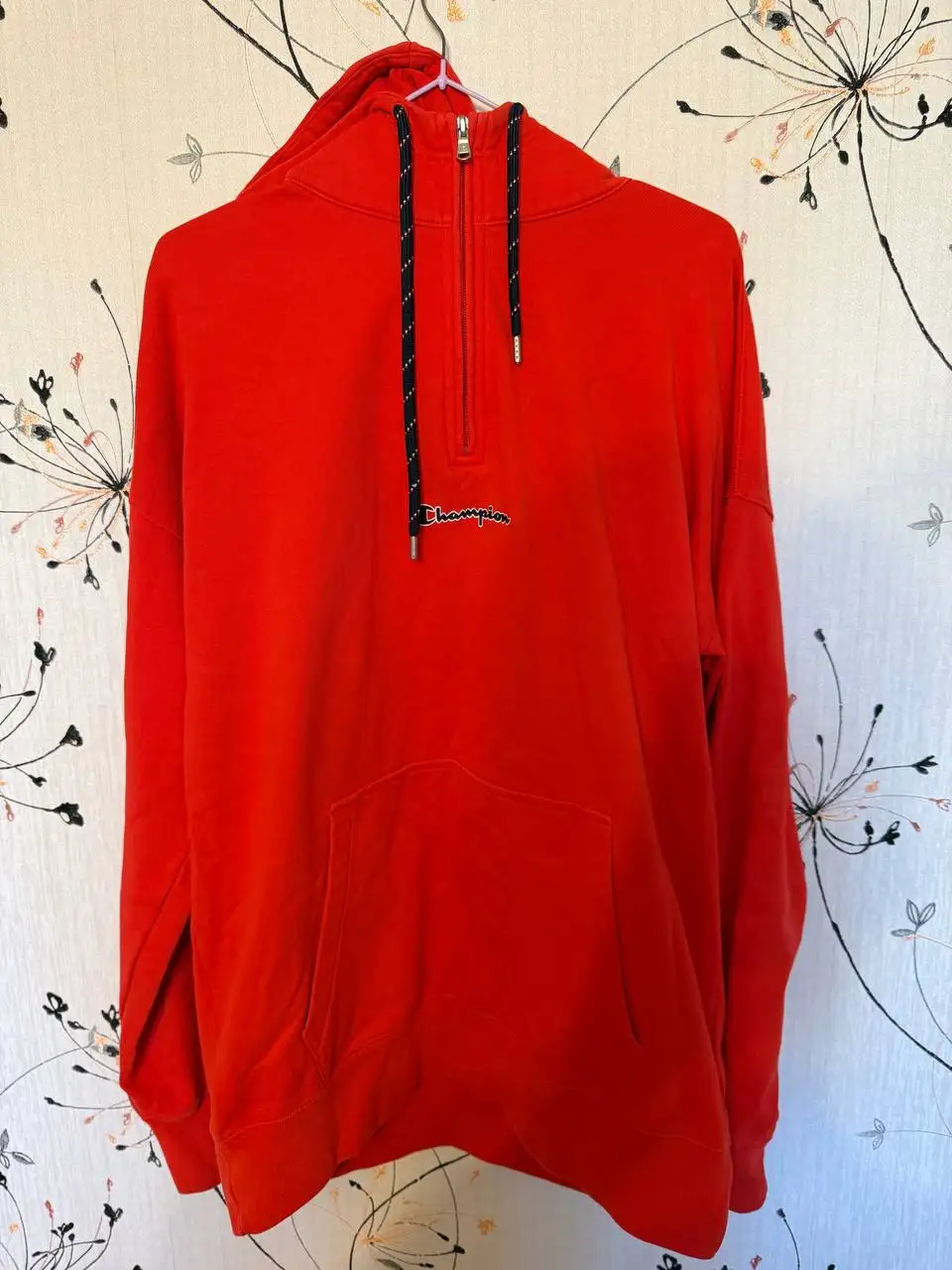 Худи Champion красного цвета размер L/XL - Худи/толстовки (Одежда) в Москва