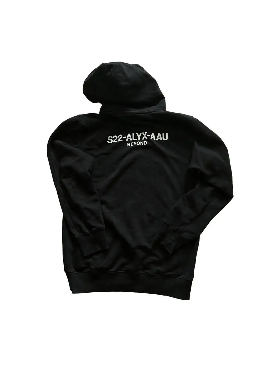 Продам вещи - Барахолка в Москва