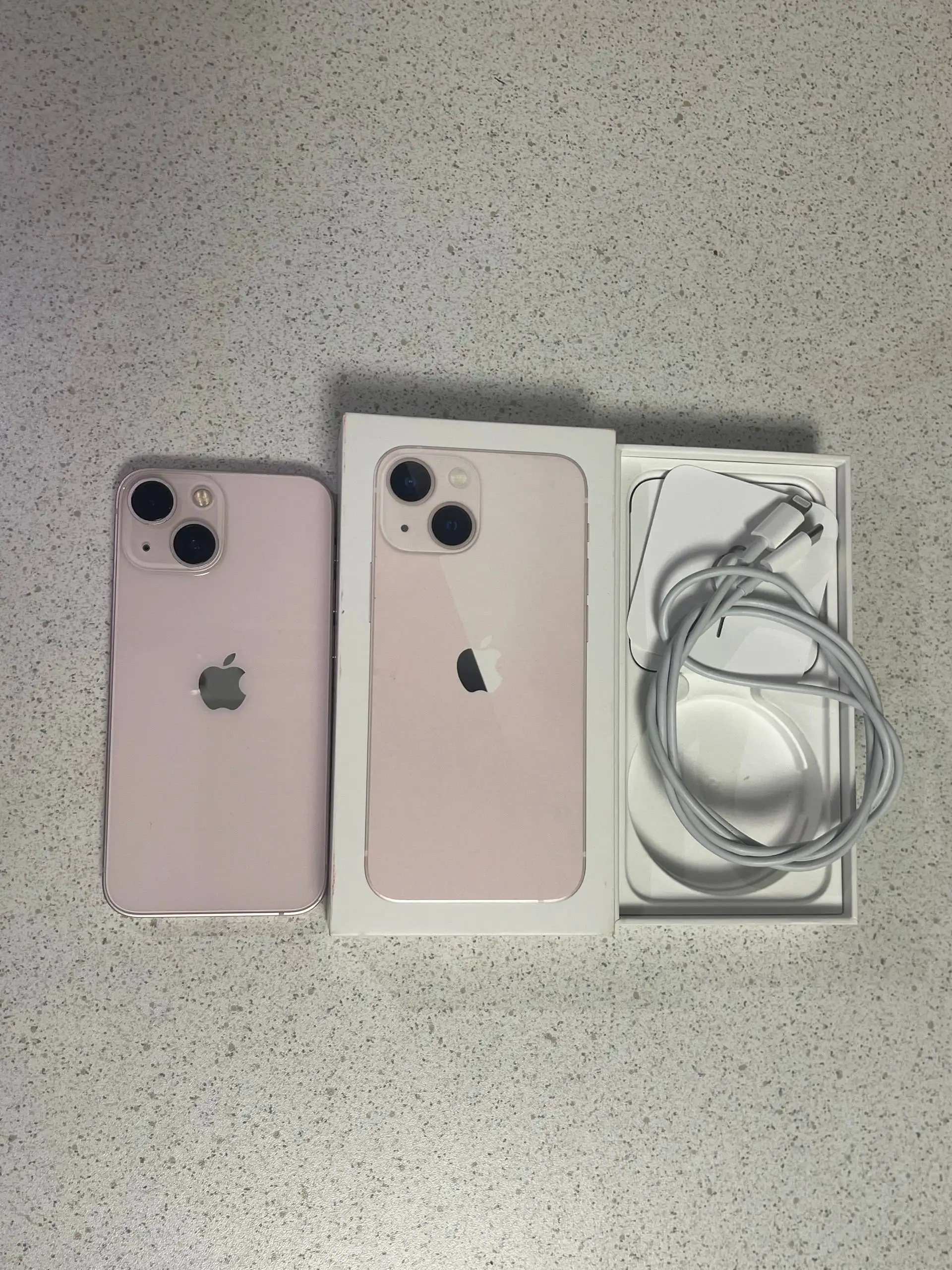 Продам iPhone 13 Mini 256GB розовый - Смартфоны и телефоны (Электроника) в Москва