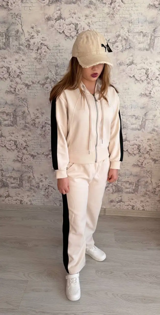 Спортивный комплект новый, рост 128 и 146 - Барахолка в Москва