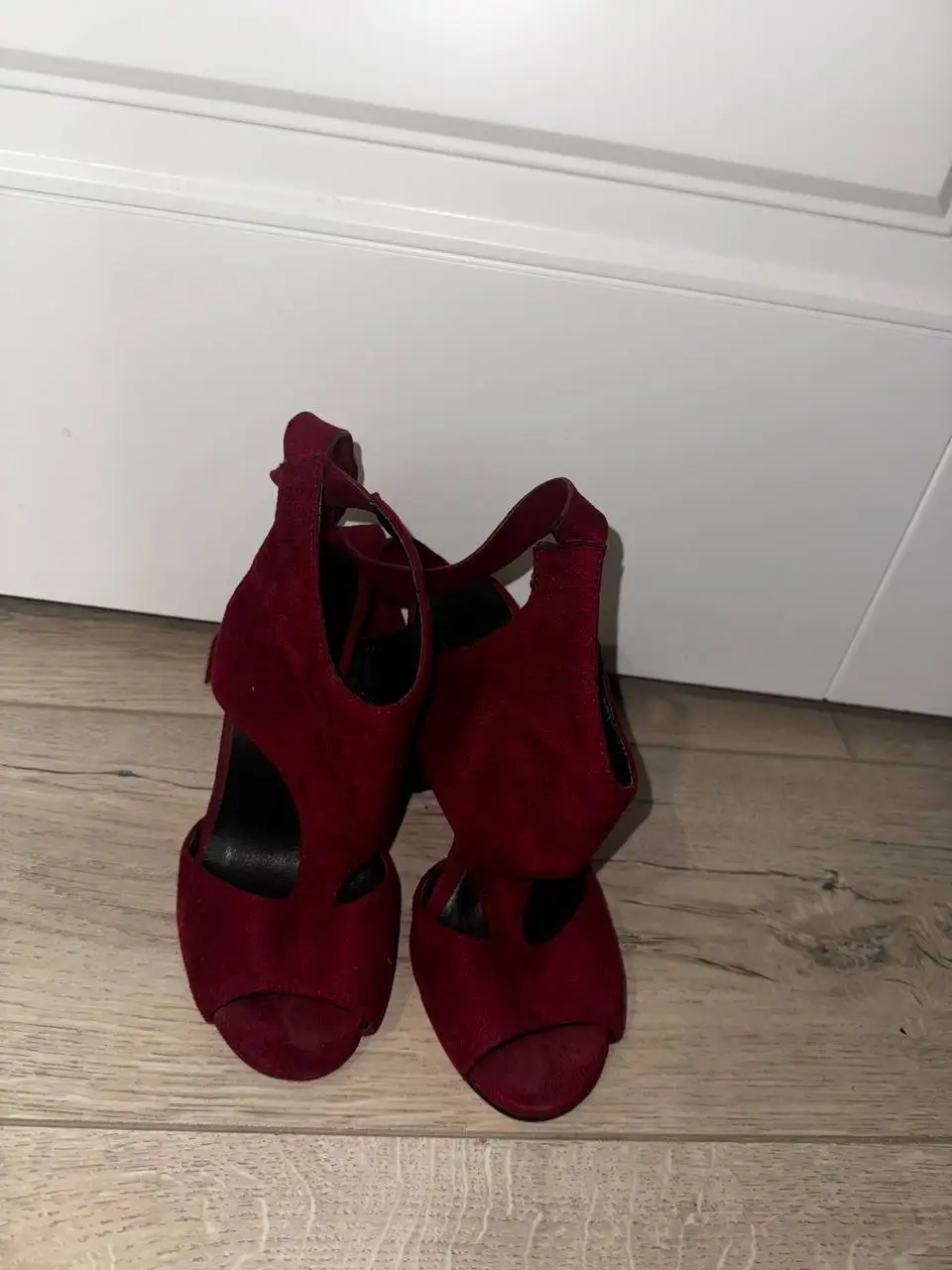 Женские замшевые каблуки размер 36-37 - Обувь (Одежда) в Москва