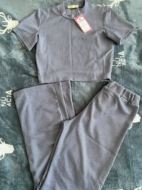 Костюм лапша размер 42-44 цвет графит - Одежда в Москва