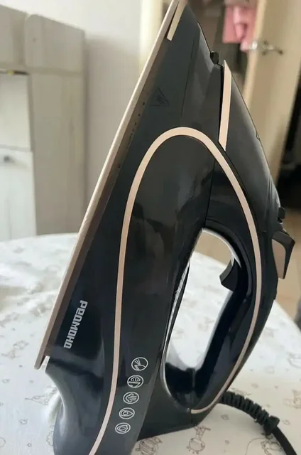 Продажа нового утюга с коробкой - Барахолка в Москва