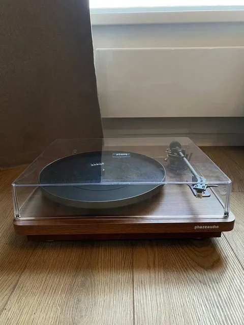 Виниловый проигрыватель PHAZE AUDIO DIANA MK2 - VR-очки в Москва