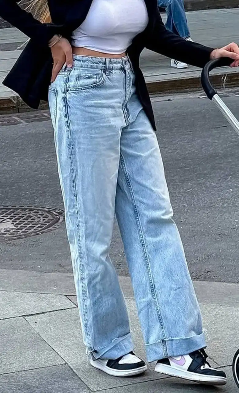 Джинсы женские Xs/S в отличном состоянии - Джинсы (Одежда) в Москва