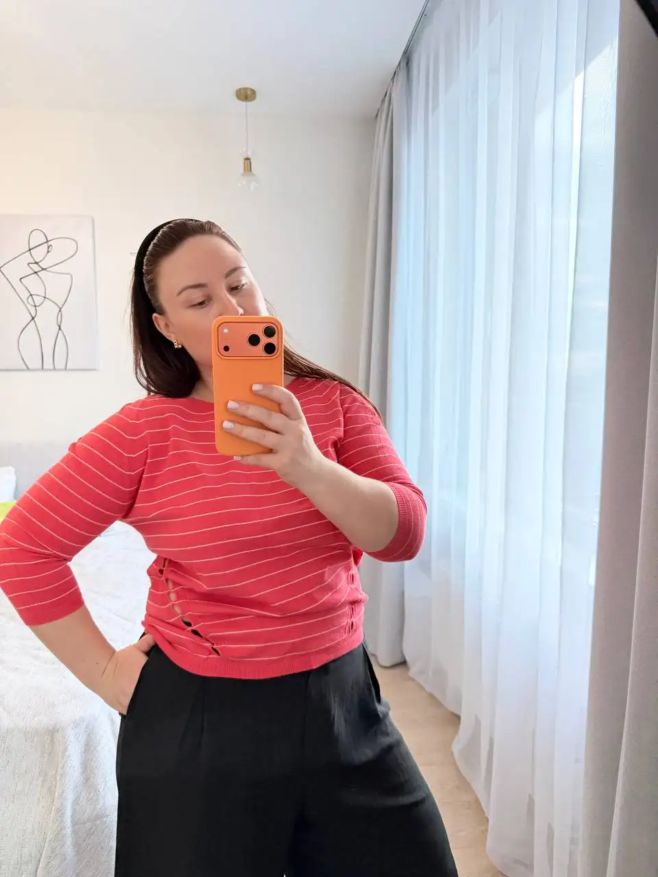 Продажа брючного костюма, кофточки, ботинок и корсета - Женская одежда (Одежда) в Москва