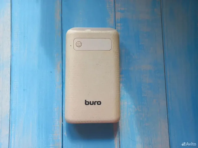 Продажа б/у внешнего аккумулятора BURO RC-7500A-W - частное объявление в Красноуфимск
