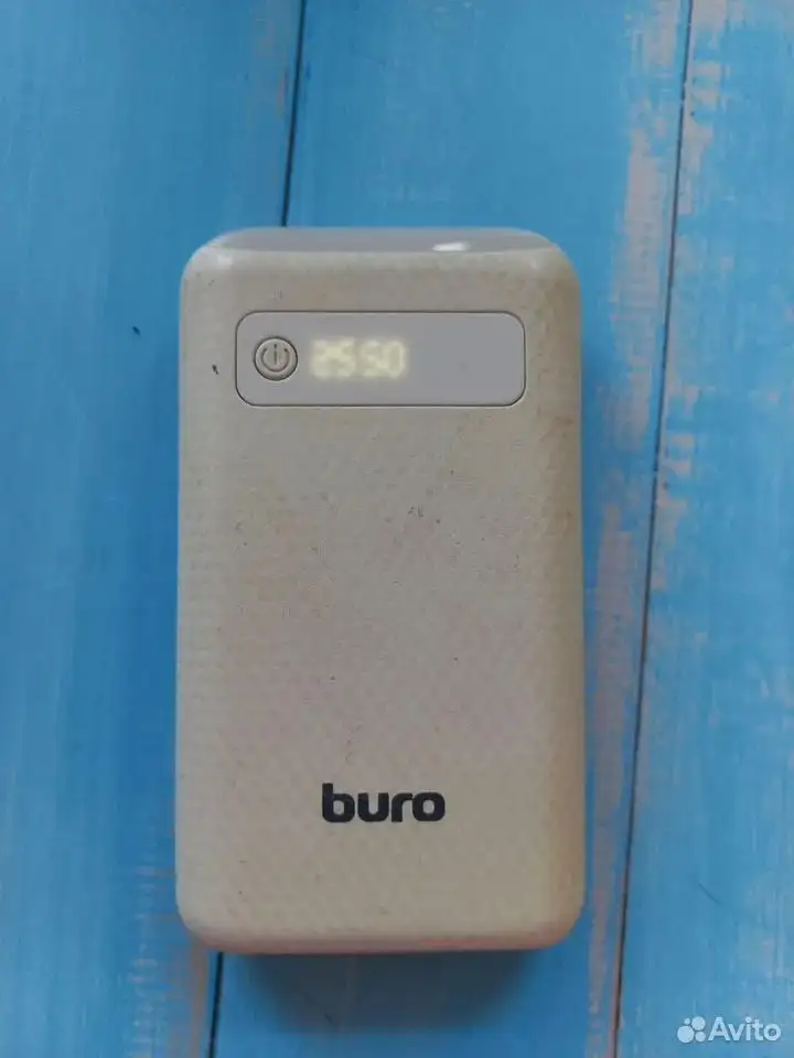 Продажа б/у внешнего аккумулятора BURO RC-7500A-W - Аксессуары для электроники (Электроника) в Красноуфимск