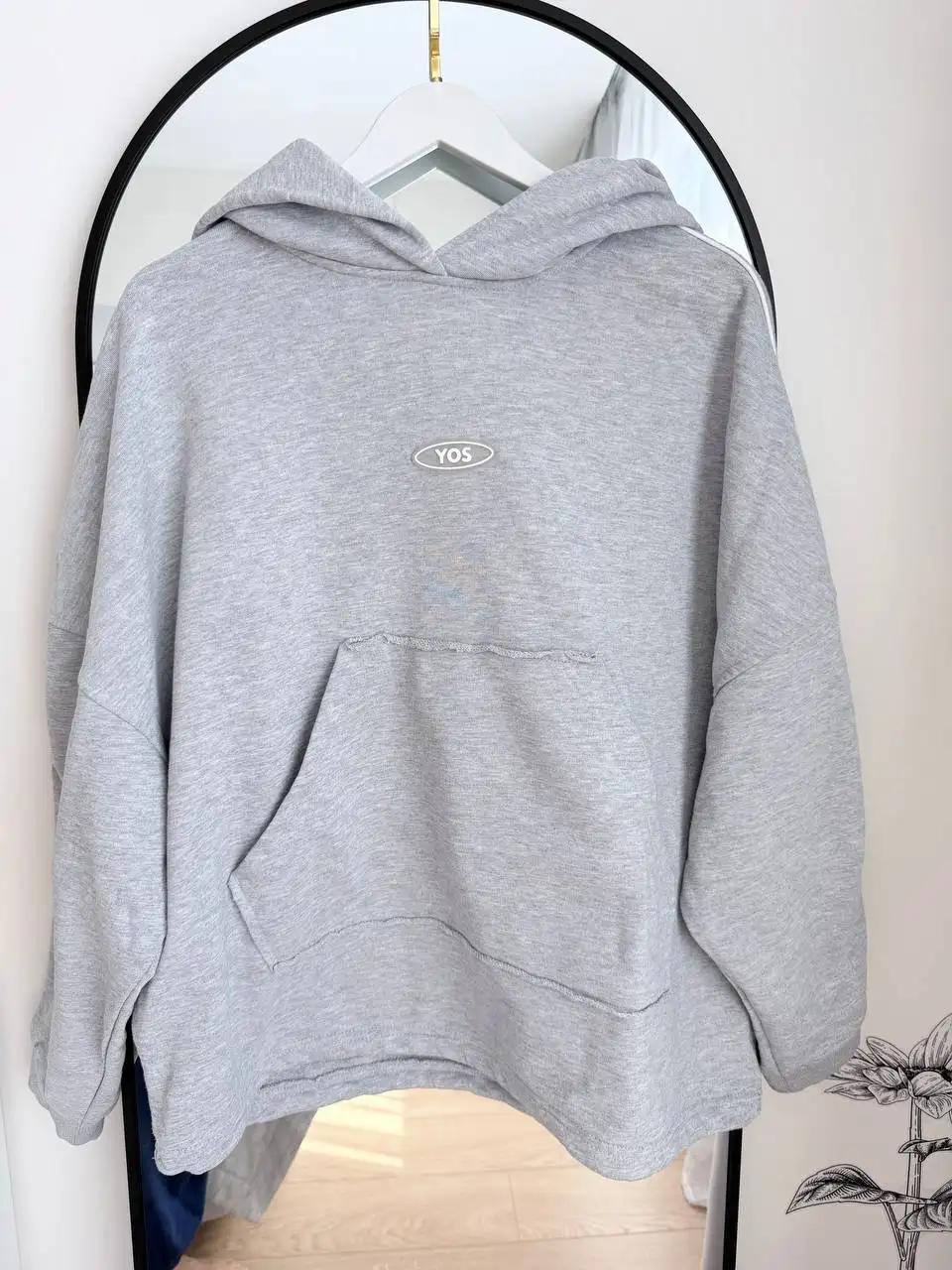 Продажа брендовой одежды: джинсы, толстовка, свитер, кардиган - Одежда в Москва