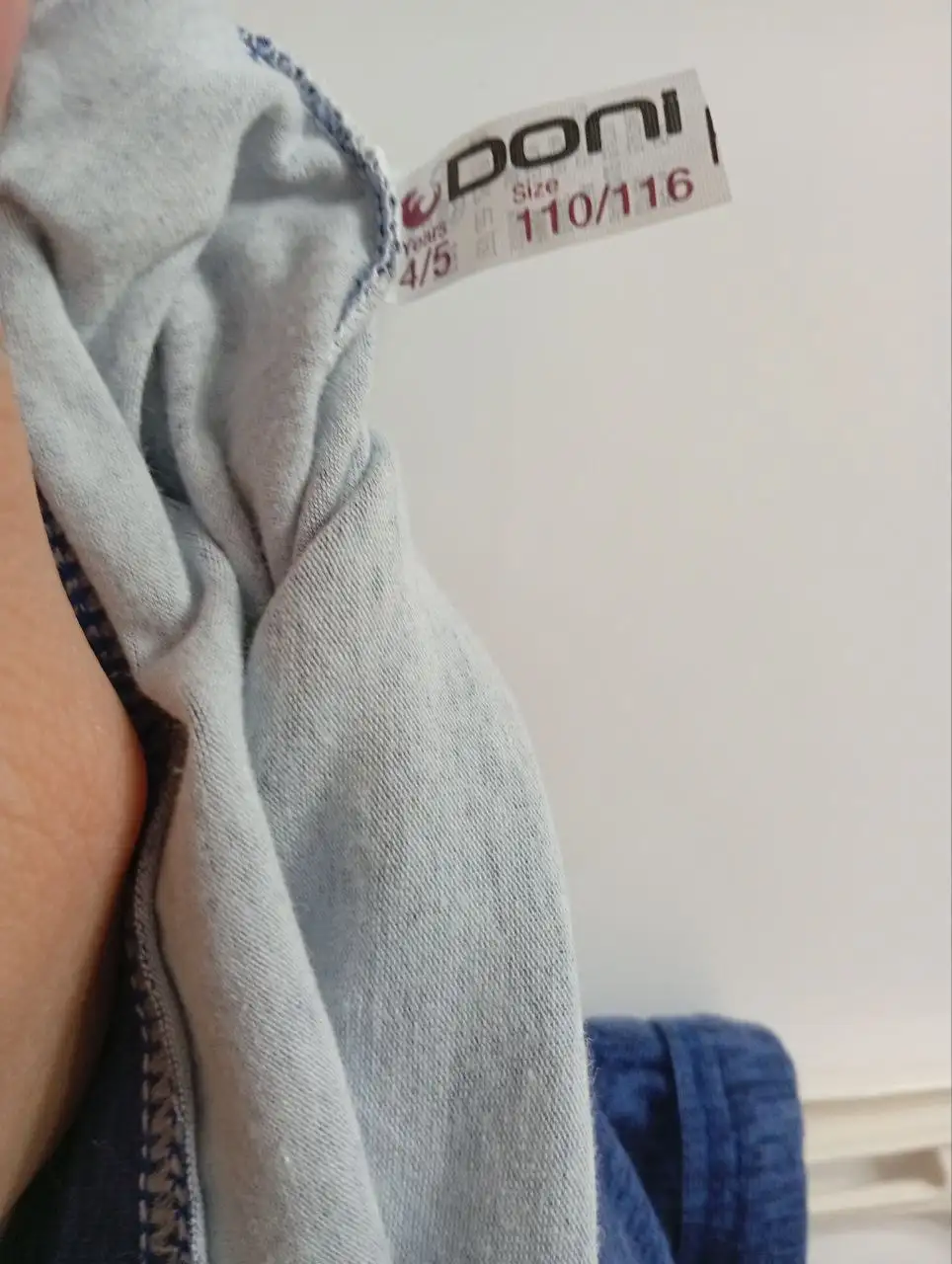 Детская майка на 5-6 лет в состоянии новой - Одежда (Товары для детей) в Москва