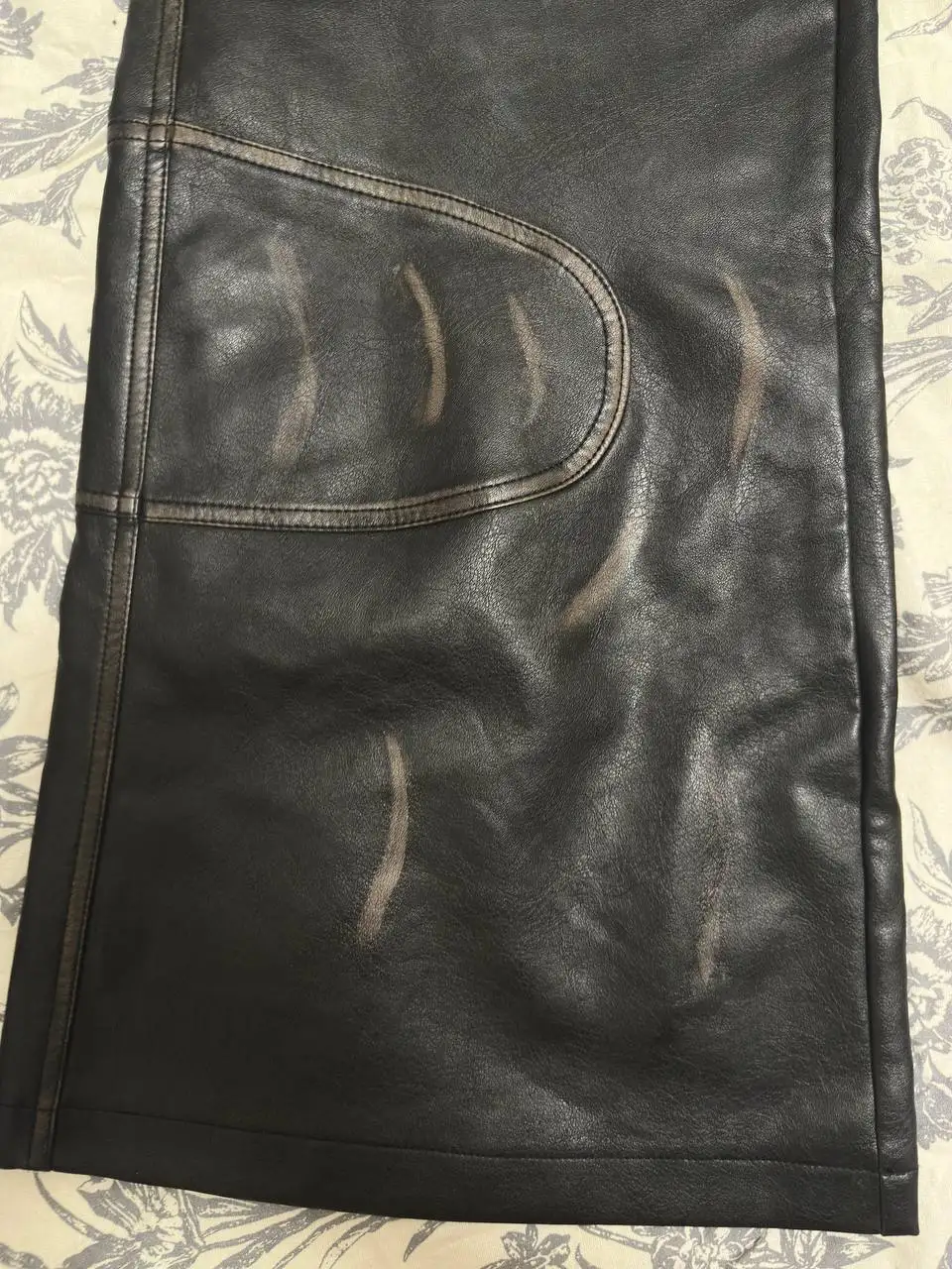 Брюки из экокожи черного цвета размер 48 - Брюки (Одежда) в Москва