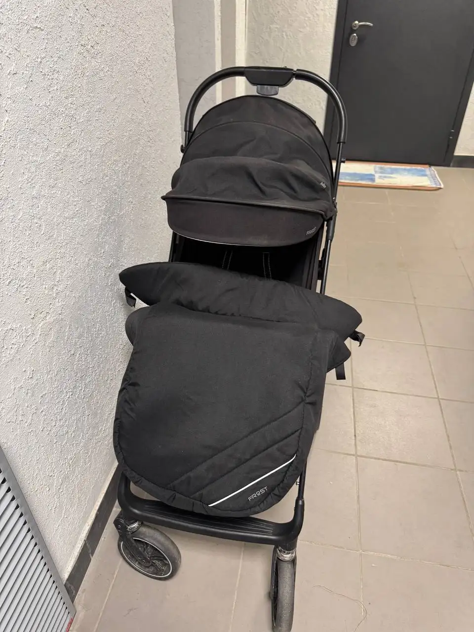 Коляска прогулка складывающаяся книжкой - Коляски (Товары для детей) в Москва