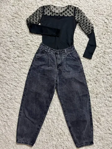 Комплект Боди и джинсы размер 42-44 - Худи в Москва