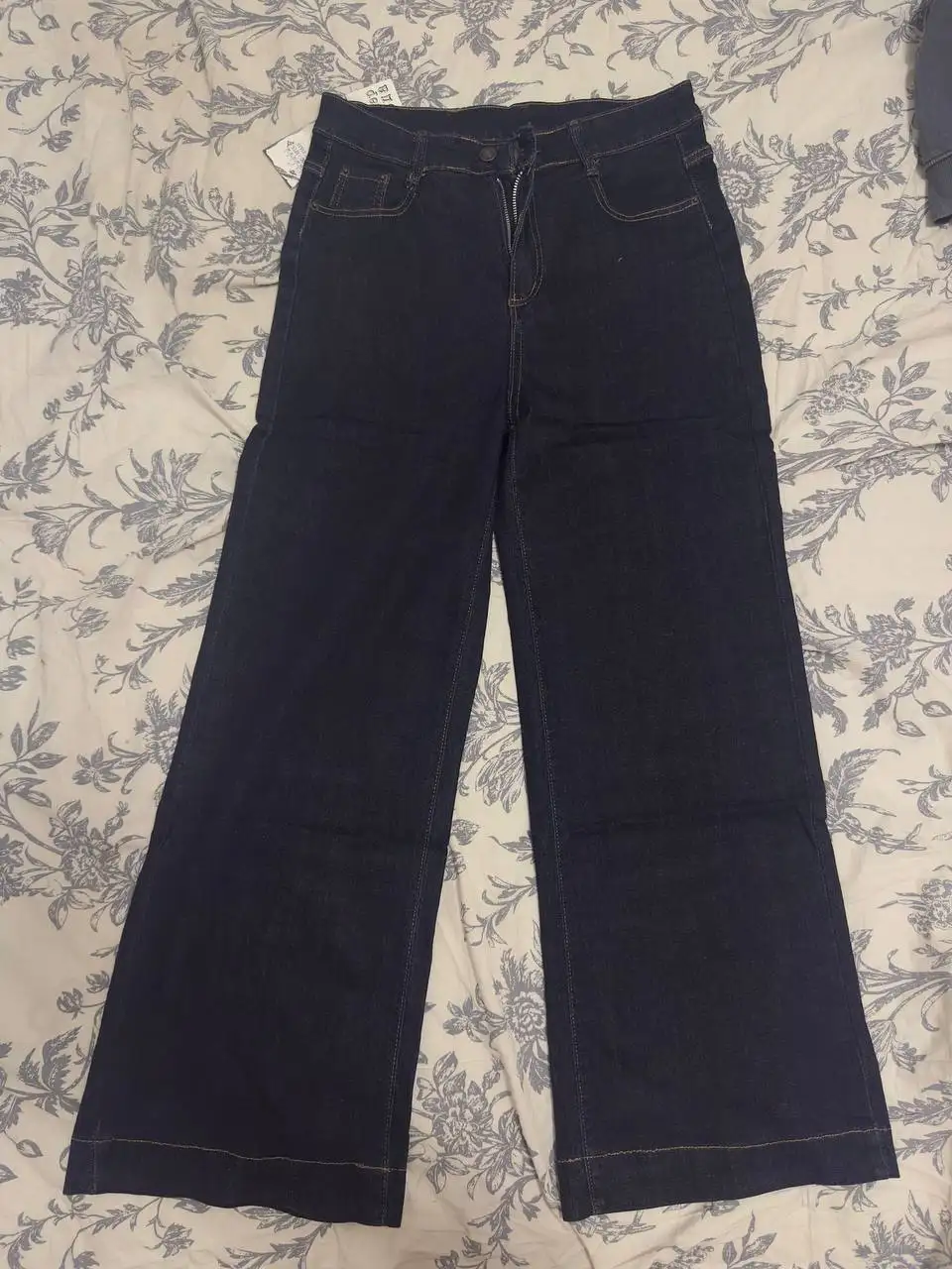 Продам новые джинсы размер 30 - Джинсы (Одежда) в Москва