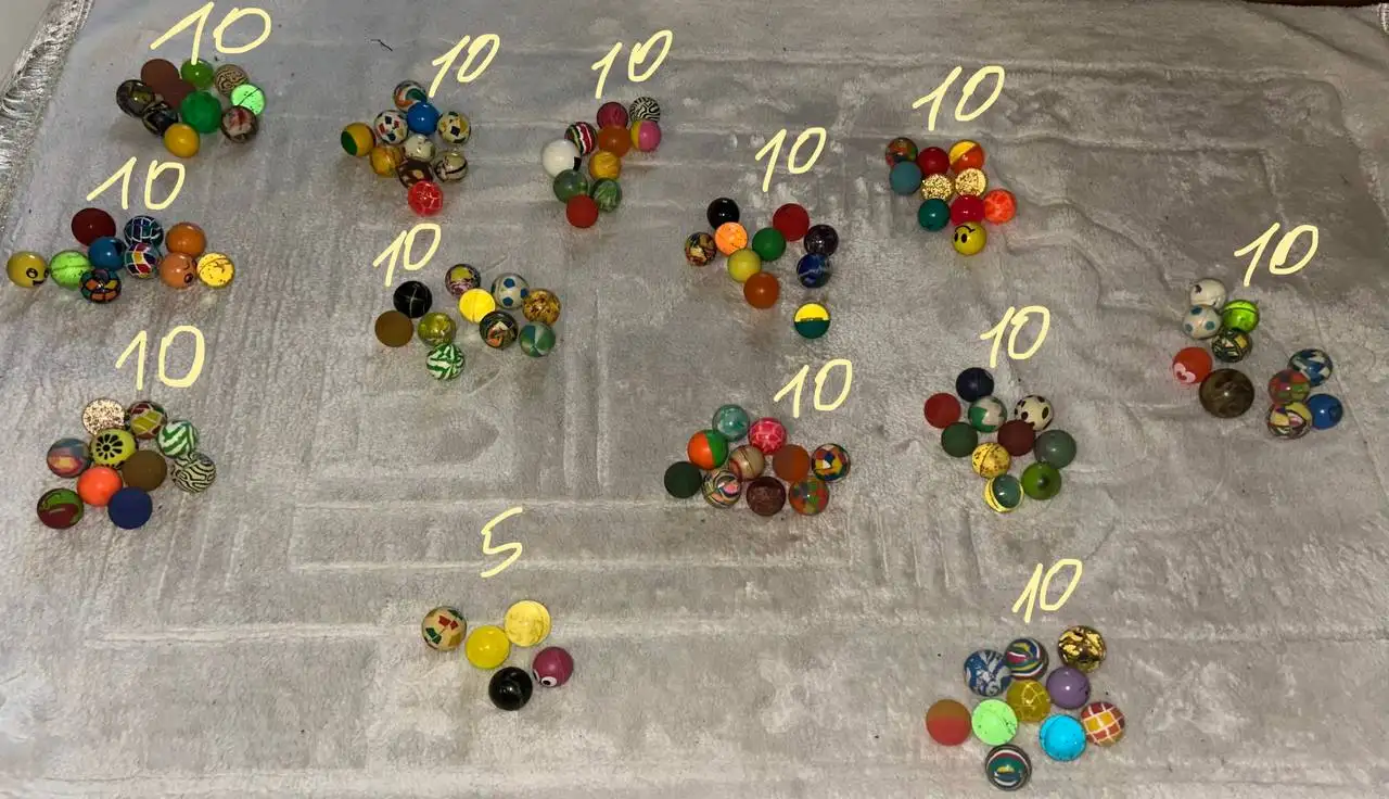 Попрыгунчики 125 штук - Игрушки (Барахолка) в Москва