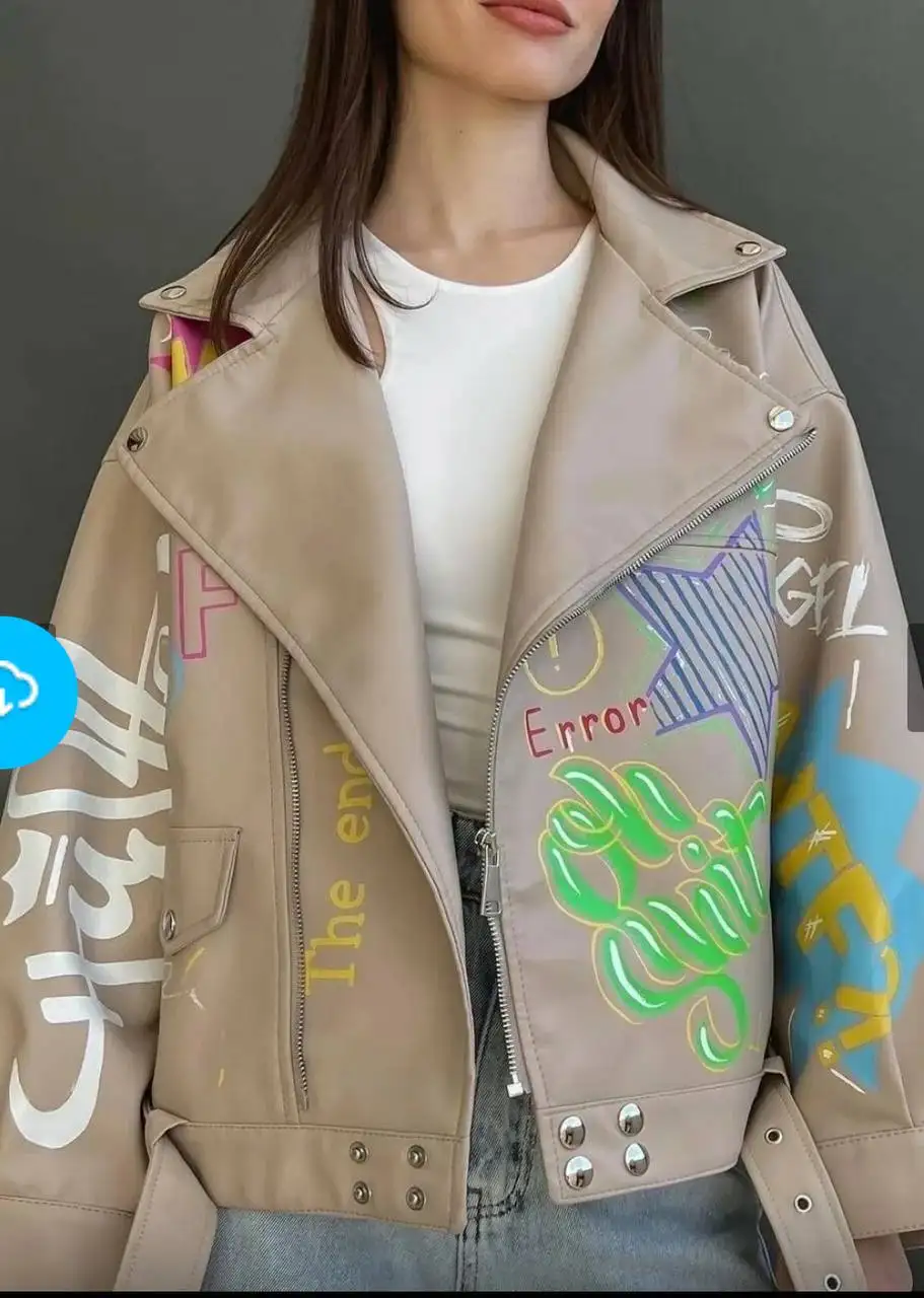 Женская кожаная куртка косуха с принтом - Верхняя одежда (Одежда) в Москва