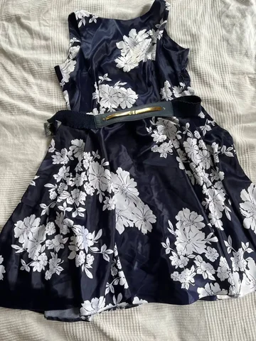 Платье женское 42-44 размера - Головные уборы в Москва