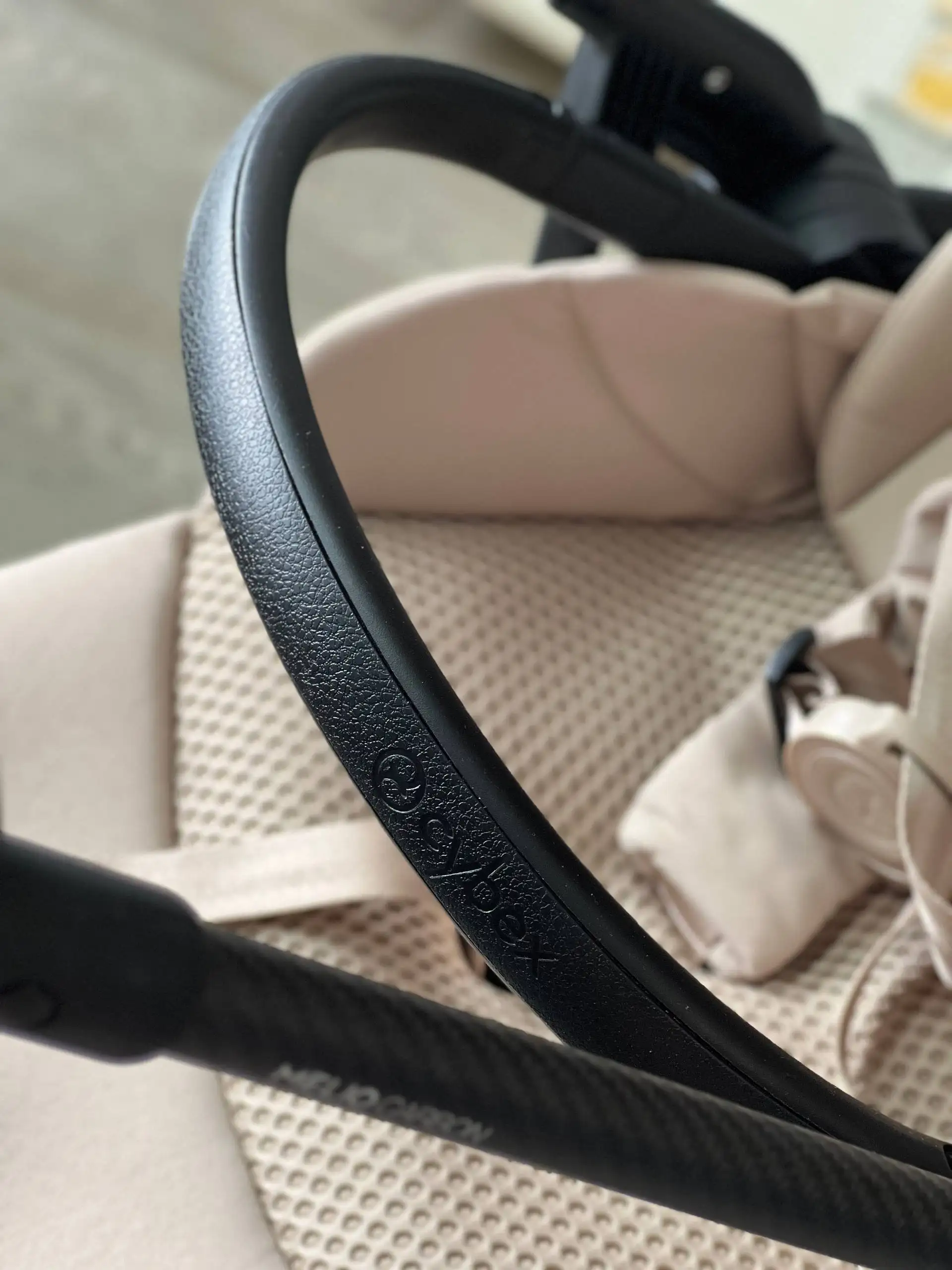 Коляска Cybex Melio Carbon 2025 - Коляски (Товары для детей) в Москва