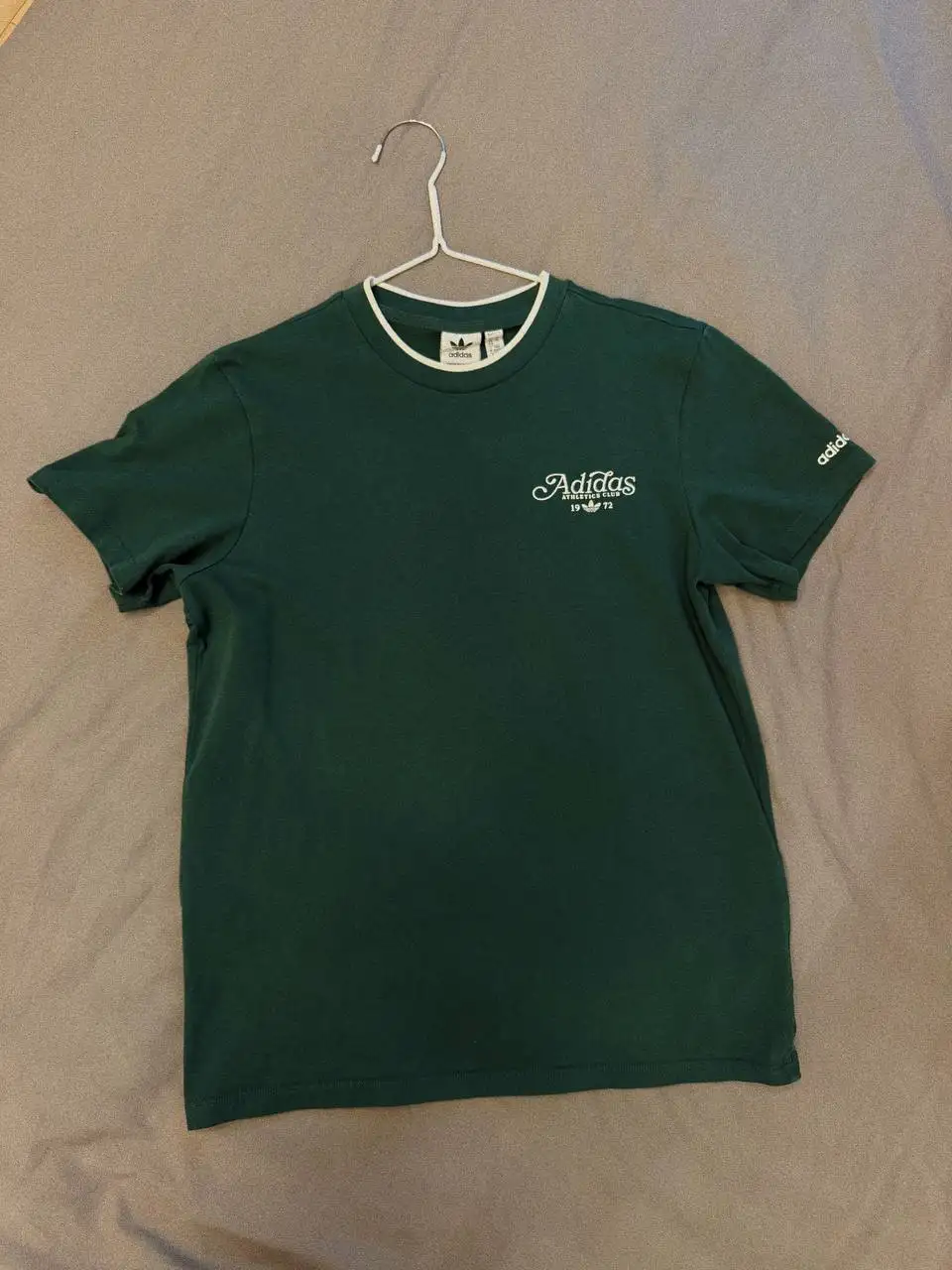 Продажа спортивного комплекта adidas originals - Спортивная одежда (Одежда) в Москва